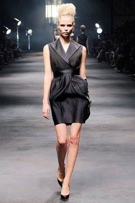 Lanvin S/S 2010 - Natasha Poly