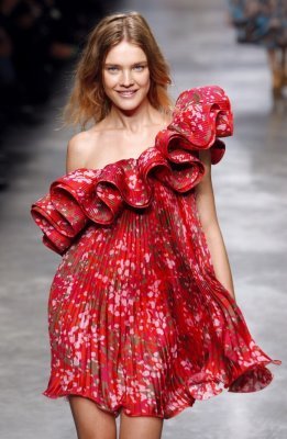 Stella McCartney S/S 2010 - Natalia Vodianova