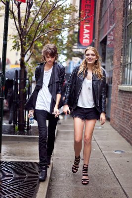 altamira: Models Off Duty - Freja Beha &amp; Lily Donaldson