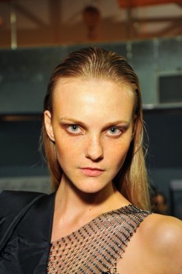 Espaço Fashion F/W 2010 - Caroline Trentini 
