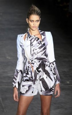 Animale FW 2010 - Ana Beatriz Barros