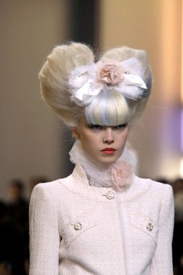 Chanel HC S/S 2010 - Siri Tollerod