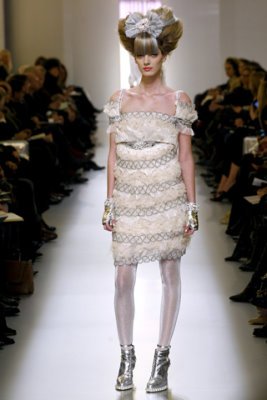 Chanel HC S/S 2010 - Denisa Dvorakova