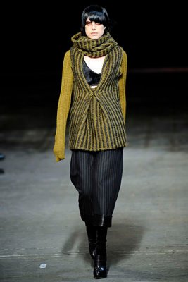 Alexander Wang F/W 2010 - Agyness Deyn