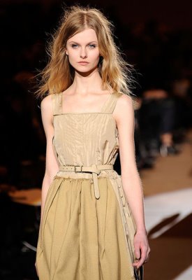 Marc Jacobs F/W 2010 - Kamila Filipcikova