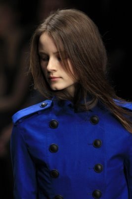 Burberry Prorsum F/W 2010 - Anna de Rijk