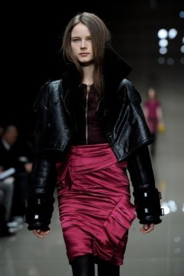 Burberry Prorsum F/W 2010 - Anna de Rijk