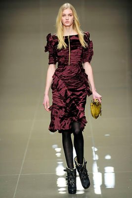 Burberry Prorsum F/W 2010 - Sigrid Agren