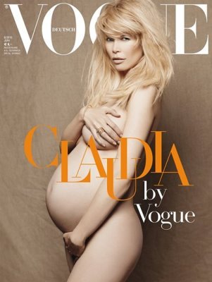 Vogue Germany June 2010 : Claudia Schiffer