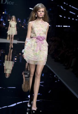 Dior Cruise 2011 Shanghai - Frida Gustavsson