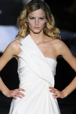 Barcelona Bridal Week 2010 - Michaela Kocianova