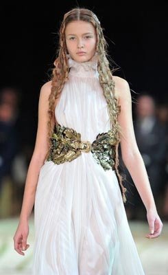 Alexander McQueen S/S 2011 : Kristina Romanova