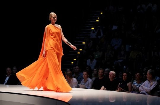 MICHALSKY S/S 2011 - Toni Garrn