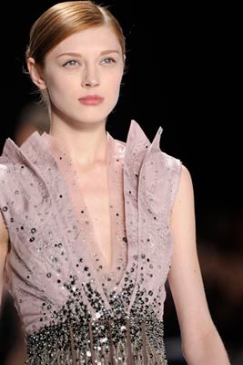 Carolina Herrera F/W 2011 - Olga Sherer