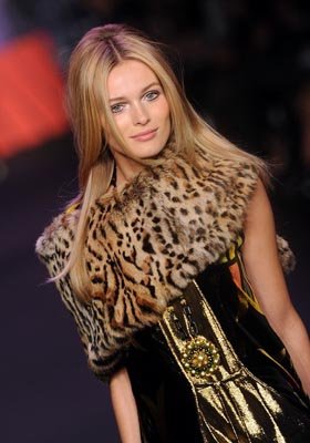 Anna Sui F/W 2011 - Edita Vilkeviciute