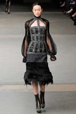 Alexander McQueen F/W 2011 - Shu Pei