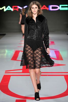 Mary Zaide F/W 2011 - Daiane Conterato