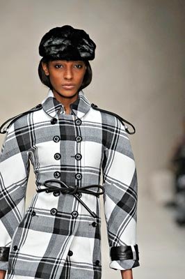 Burberry Prorsum F/W 2011 - Jourdan Dunn