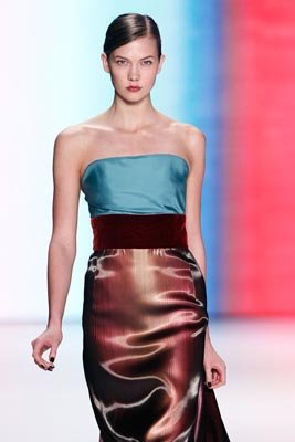 Carolina Herrera F/W 2011 - Karlie Kloss