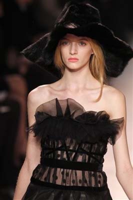 Nina Ricci F/W 2011 - Daria Strokous