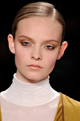 BCBG F/W 2011 - Nimue Smit