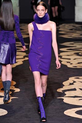 Versace F/W 2011 - Zuzanna Bijoch