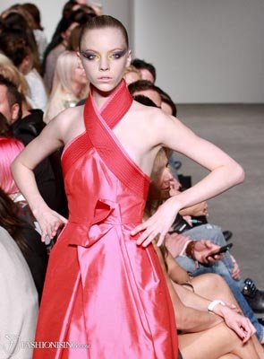 Alex Perry S/S 2011/12 - Skye Stracke