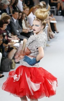 Christian Dior Haute Couture F/W 2010:Vlada Roslyakova