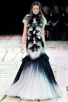 Alexander McQueen S/S 2011 : Carla Gebhart