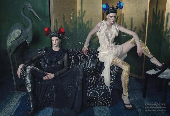 Vogue Italia March 2011 - Saskia de Brauw, Milou van Groesen