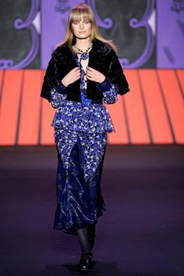 Anna Sui F/W 2011 - Constance Jablonski
