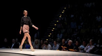 MICHALSKY S/S 2011 - Toni Garrn
