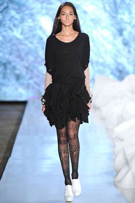 Cholet F/W 2011 - Bruna Tenorio