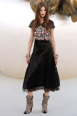 Chanel Haute Couture F/W 10.11:Yulia Kharlaponova
