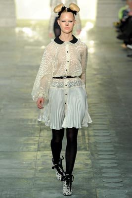 Topshop Unique F/W 2011 - Hannah Holman