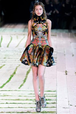 Alexander McQueen S/S 2011 : Simona Andrejic