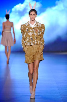 Giulietta F/W 2011 - Daiane Conterato