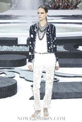 Chanel S/S 2011 : Freja Beha Erichsen 