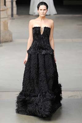 Alexander McQueen F/W 2011 - Alla Kostromichova