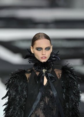 Chanel S/S 2011 : Sasha Pivovarova