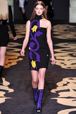 Versace F/W 2011 - Lindsey Wixson