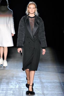 Alexander Wang F/W 2011 - Caroline Trentini