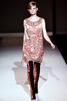 Alberta Ferretti F/W 2011 - Hanne Gaby Odiele