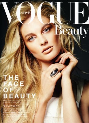 Vogue Nippon August 2010:Patricia van der Vliet 