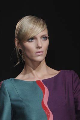 Alberta Ferretti F/W 2011 - Anja Rubik
