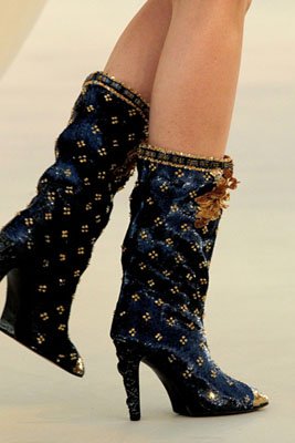 Chanel Haute Couture F/W 10.11
