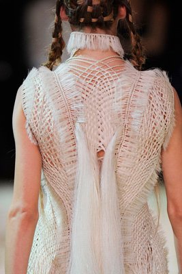 Alexander McQueen S/S 2011 