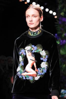 Givenchy F/W 2011 - Karmen Pedaru