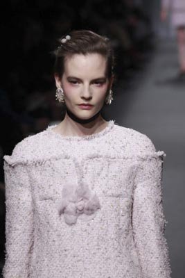 Chanel Haute Couture S/S 2011 - Sara Blomqvist