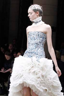 Alexander McQueen F/W 2011 - Nimue Smit